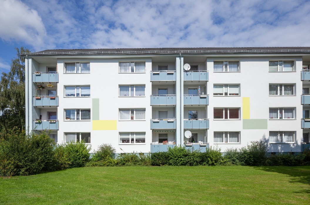Wohngebäude, monotones Mehrfamilienhaus, Bremen, Deutschland, Europa